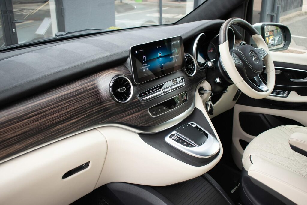 Mercedes-Benz V Class Mpv Black #14