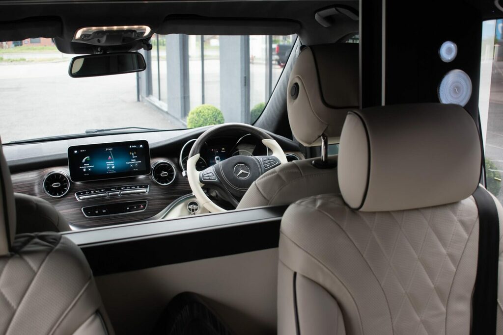 Mercedes-Benz V Class Mpv Black #41