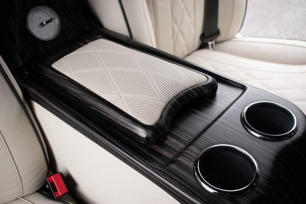 Mercedes-Benz V Class Mpv Black #22