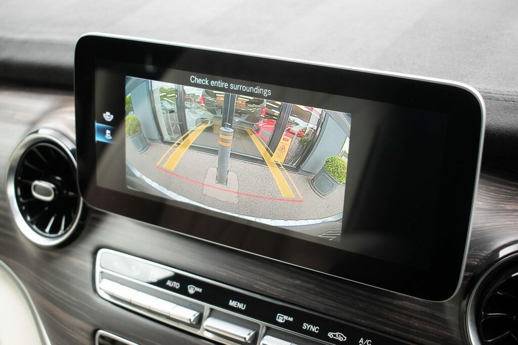 Mercedes-Benz V Class Mpv Black #49