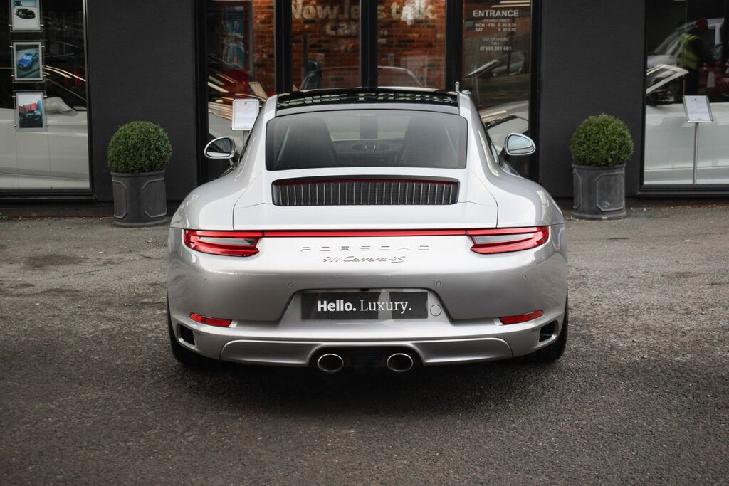 Porsche 911 Porsche 911 Carrera 4 Gts S-a Black #9
