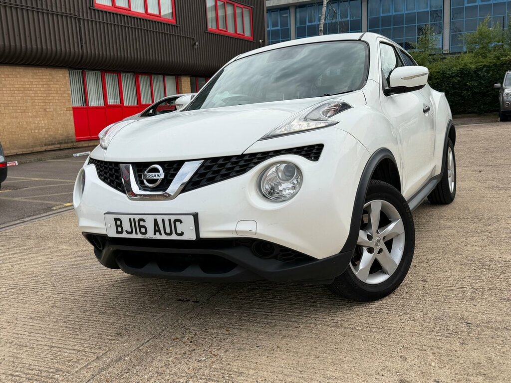 Nissan Juke Home Car Detail BJ16AUC White #3