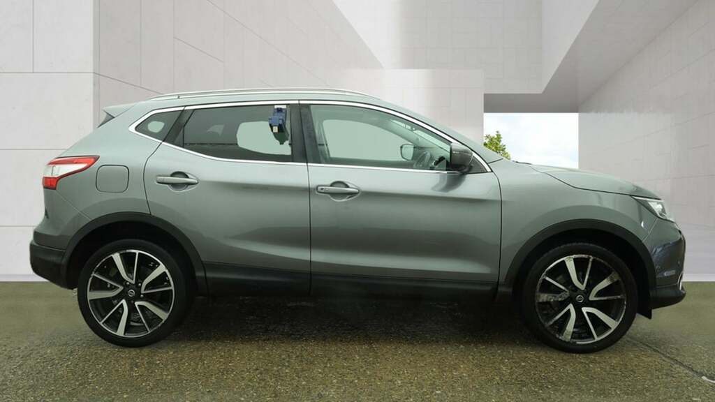 Nissan Qashqai Home Car Detail #5