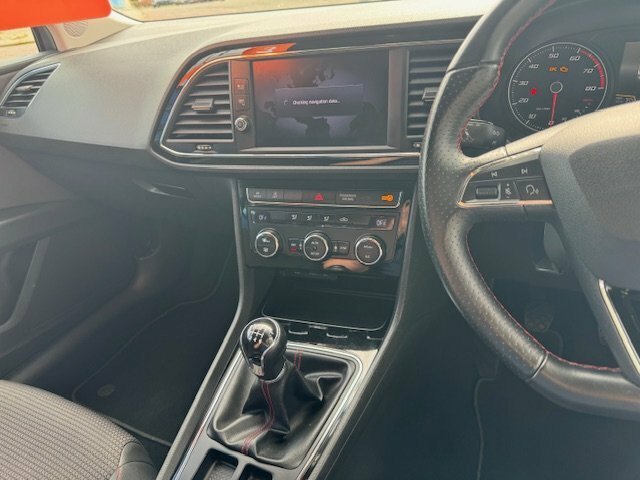 Seat Leon Hatchback 1.4 Tsi Fr Technology 2018 Grey #6