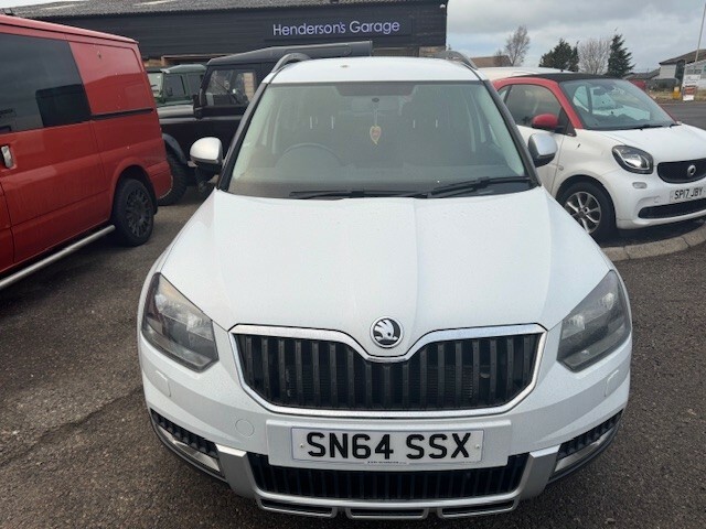 Skoda Yeti Suv 2.0 Tdi Tour De France 4X4 2014 White #2