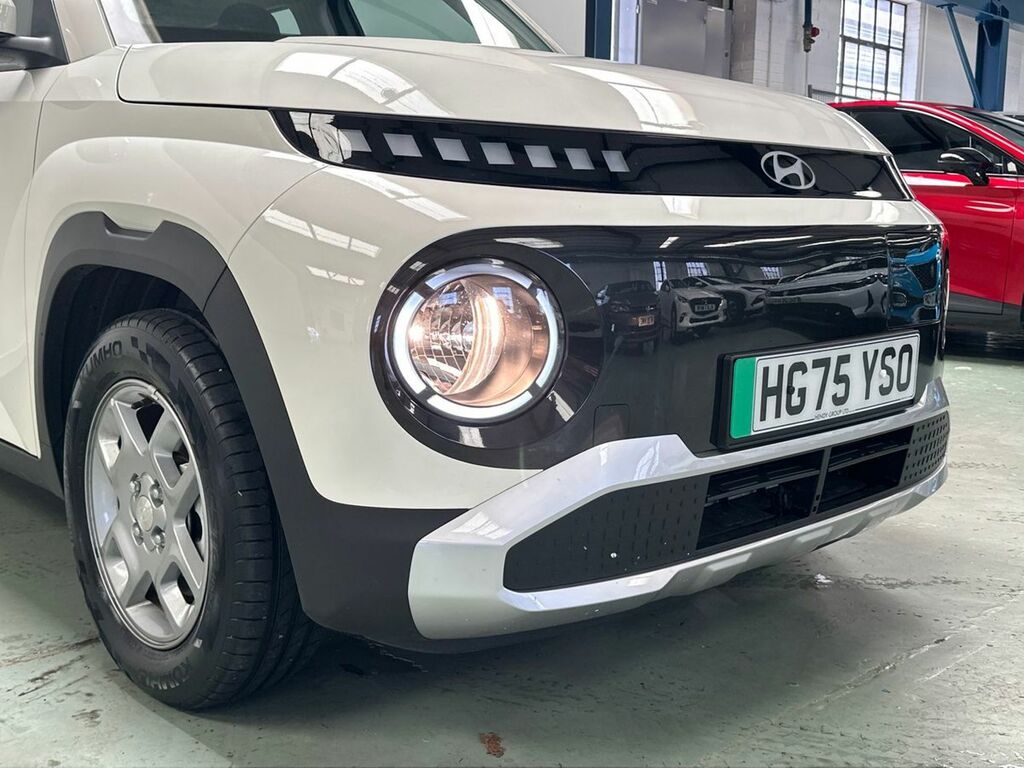 Hyundai Inster 71Kw 01 42Kwh HG75YSO White #3