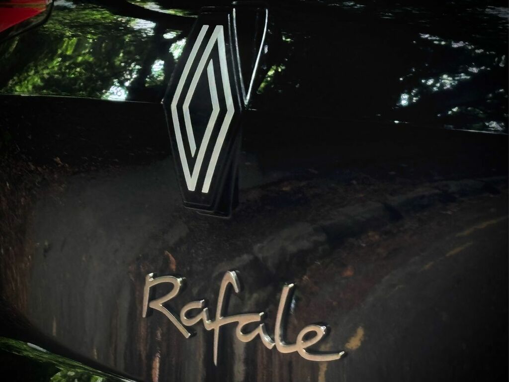 Renault Rafale E-tech Full Hybrid Techno Black #2