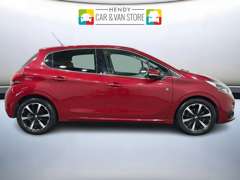 Peugeot 208 1.2 Puretech 82 Tech Edition Start Stop HC19LVL Red #2