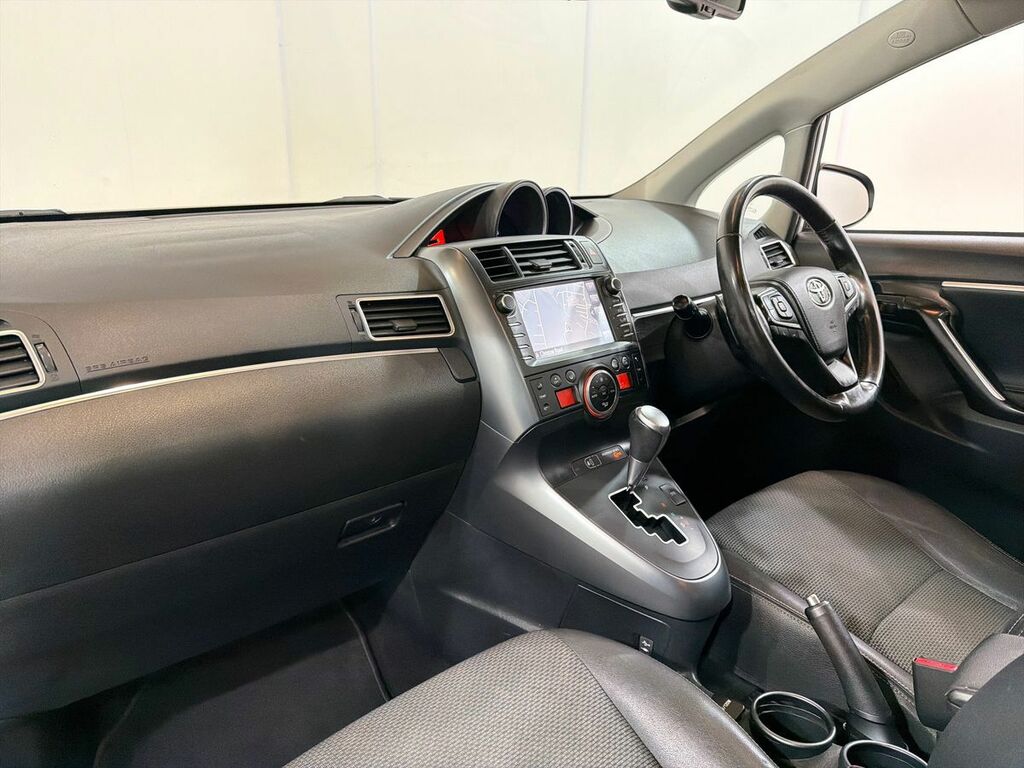Toyota Verso Icon Brown #28