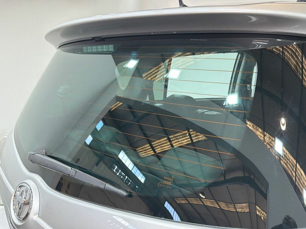 Toyota Verso Icon Brown #16