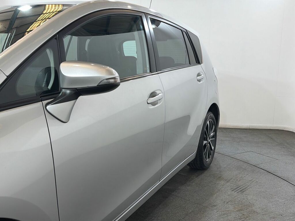 Toyota Verso Icon Brown #15