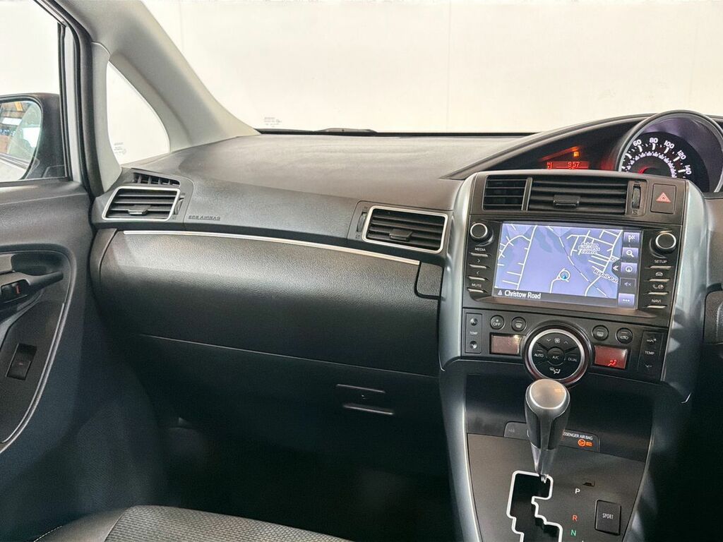 Toyota Verso Icon Brown #32