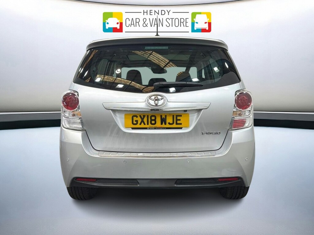 Toyota Verso Icon Brown #8