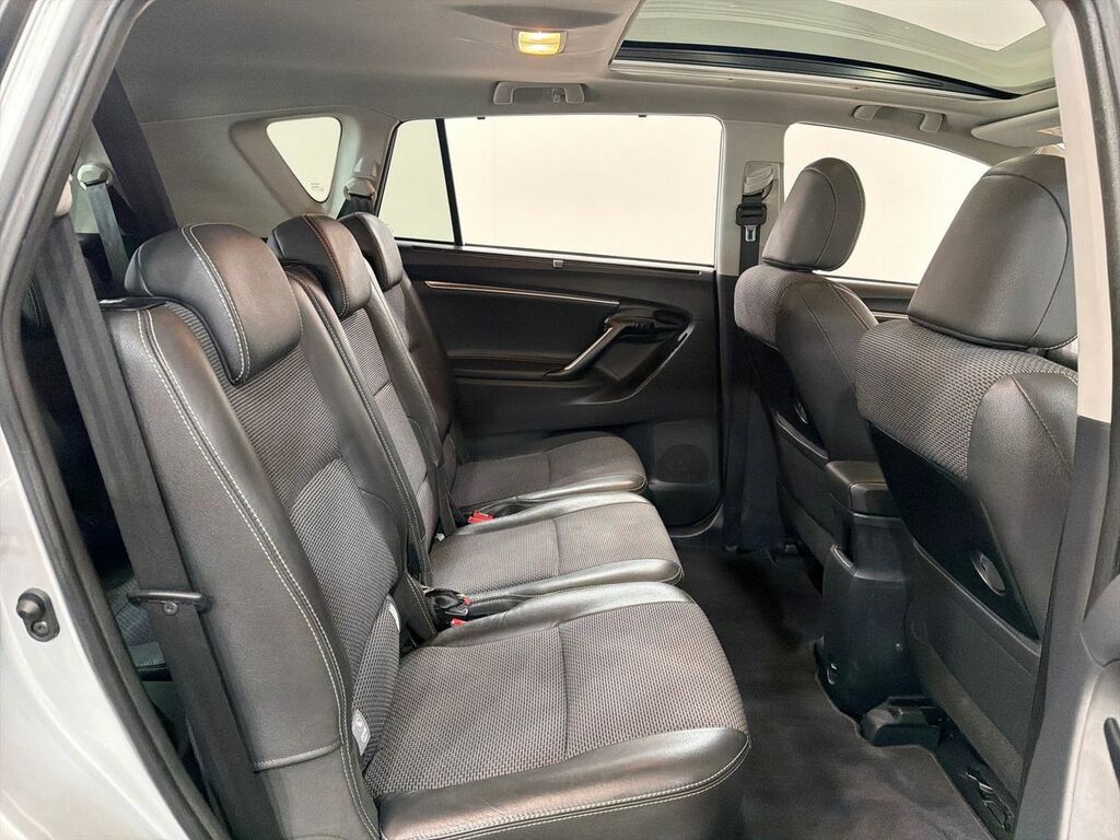 Toyota Verso Icon Brown #24