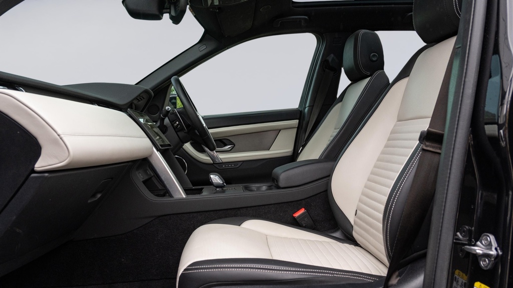Land Rover Discovery Sport 2.0 D200 Dynamic Hse 7 Seat KR74NTG Black #3