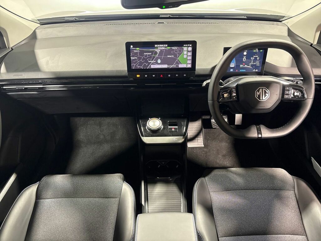 MG MG4 180Kw Trophy Ev Extended Range 77Kwh Black #3