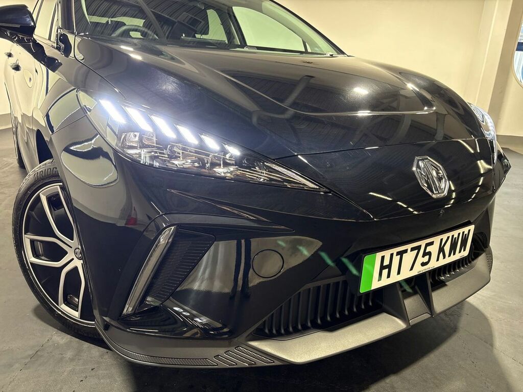 MG MG4 180Kw Trophy Ev Extended Range 77Kwh Black #3