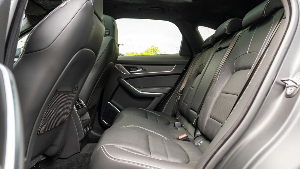 Jaguar F-Pace 2.0 P400e R-dynamic Hse Black 90Th Anniv KS74TWE Grey #4