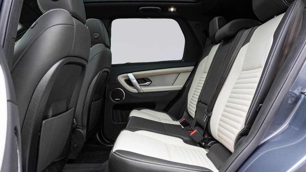 Land Rover Discovery Sport 2.0 D200 Dynamic Hse 7 Seat KW25UWD Blue #4