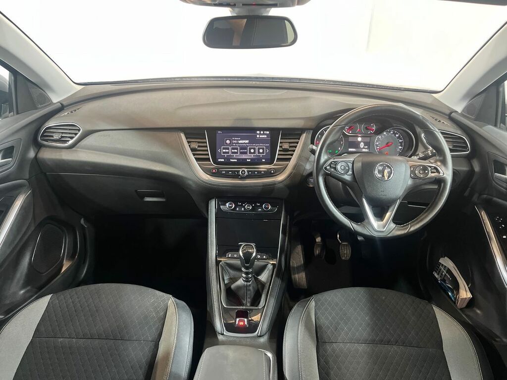 Vauxhall Grandland X 1.2 Turbo Tech Line Nav HG67KLC Grey #3