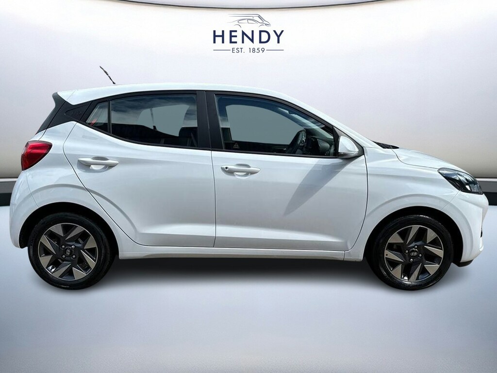 Hyundai I10 1.2 79 Advance Nav HG25NXW White #2