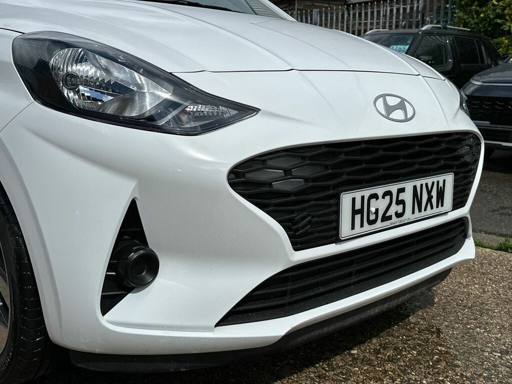 Hyundai I10 1.2 79 Advance Nav HG25NXW White #3