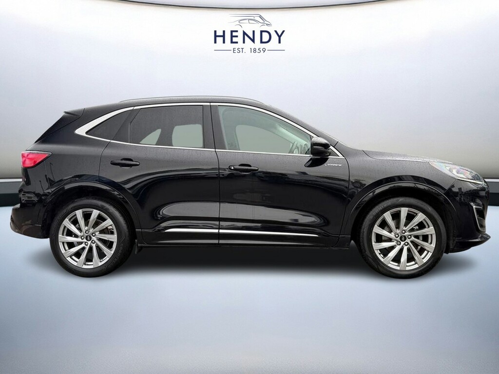 Ford Kuga 1.5 Ecoboost 150 Vignale LE73JOH Black #2
