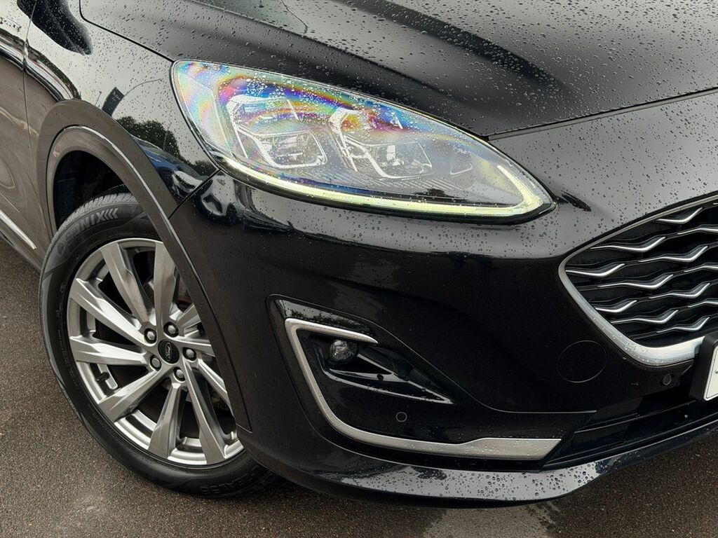 Ford Kuga 1.5 Ecoboost 150 Vignale LE73JOH Black #3