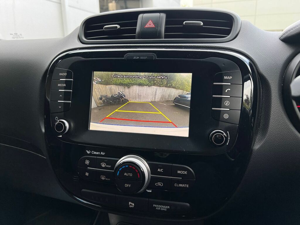 Kia Soul Crdi 3 White #36