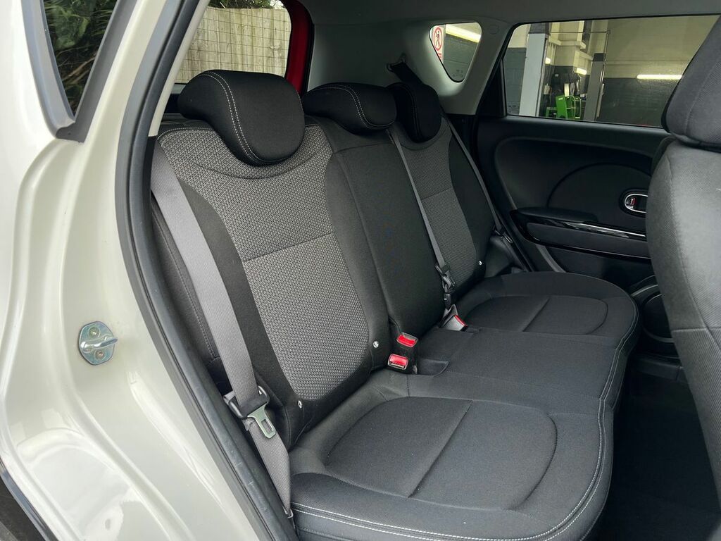 Kia Soul Crdi 3 White #20
