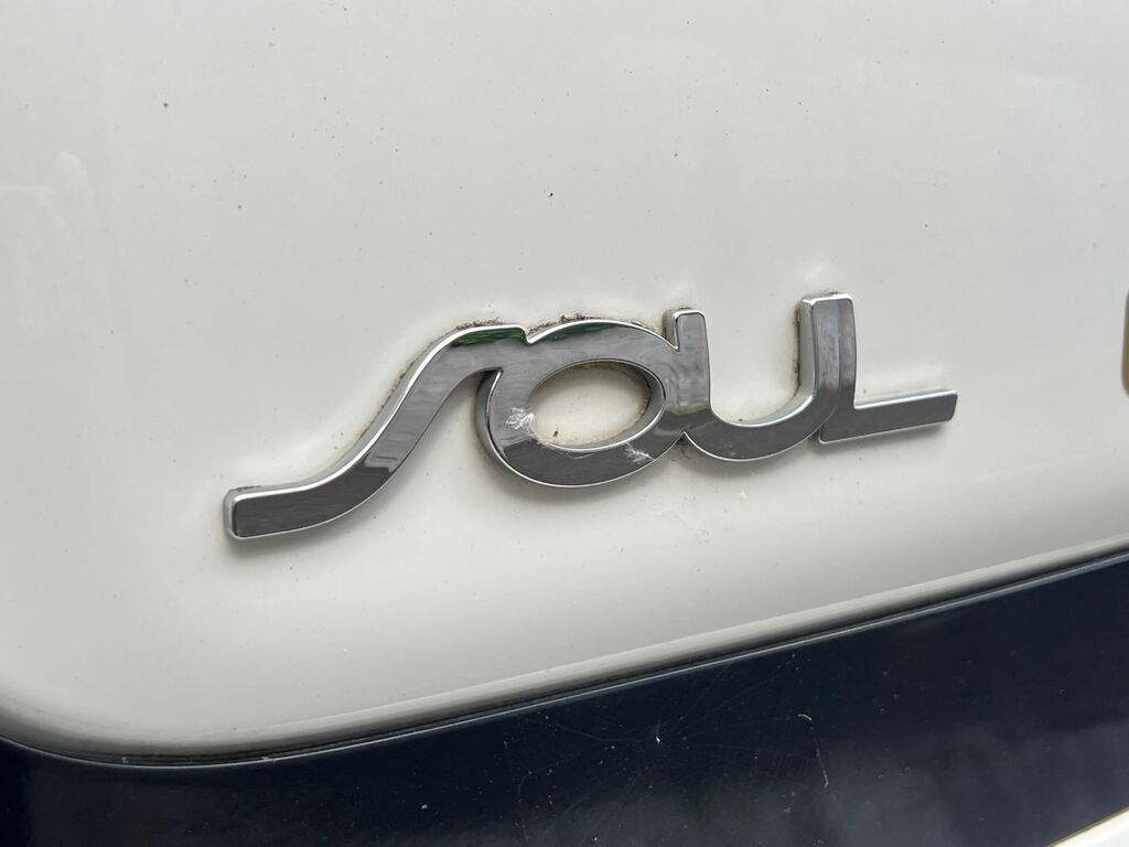 Kia Soul Crdi 3 White #54