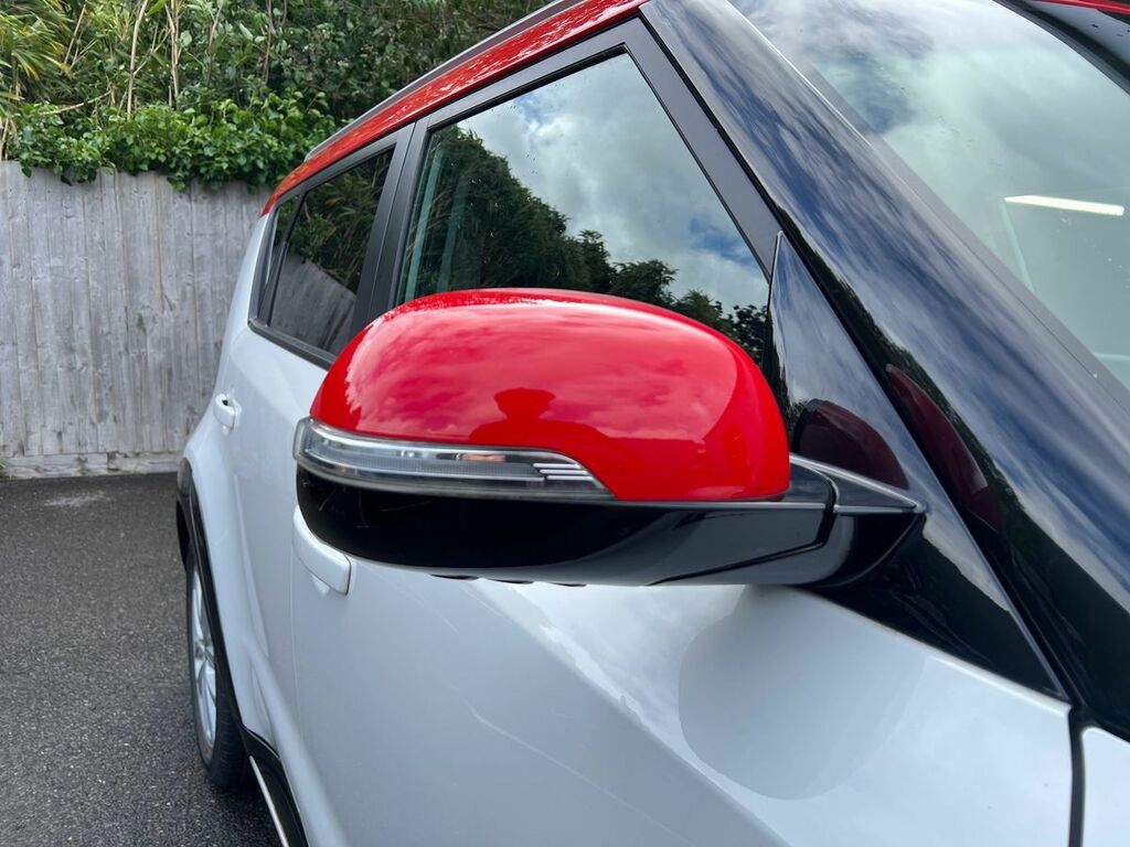 Kia Soul Crdi 3 White #50