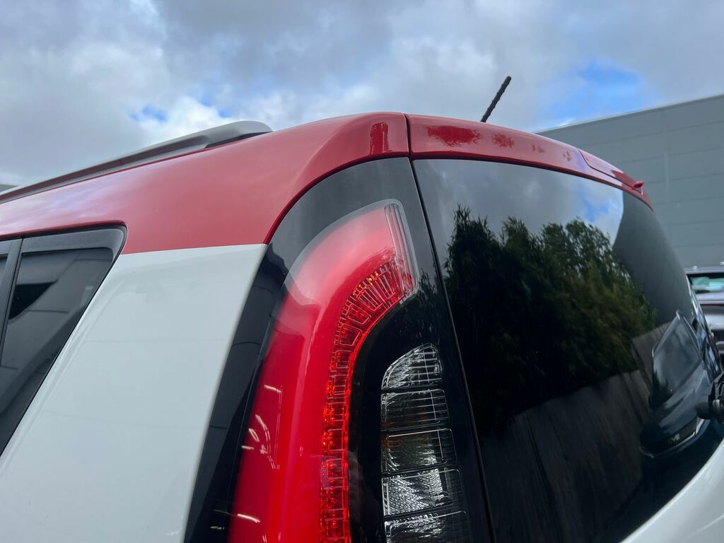 Kia Soul Crdi 3 White #12