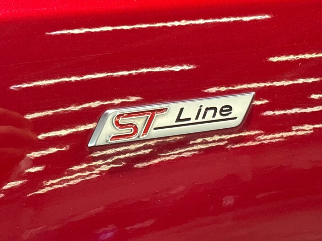 Ford Focus 1.0 Ecoboost St-line YS23NTC Red #4