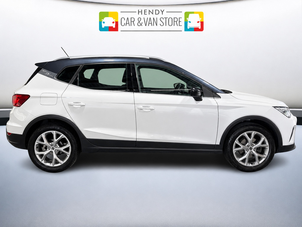Seat Arona 1.0 Tsi 110 Fr HK73BYA White #2