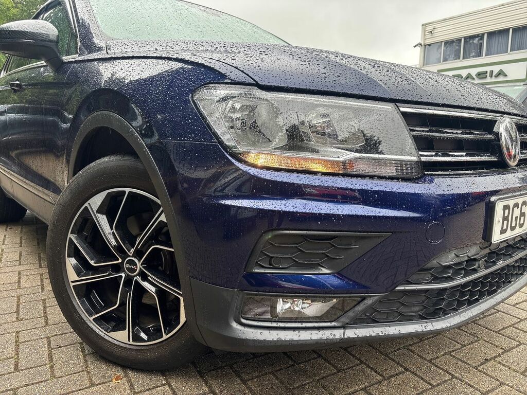 Volkswagen Tiguan 2.0 Tdi 150 Se Nav BG67WXO Blue #3