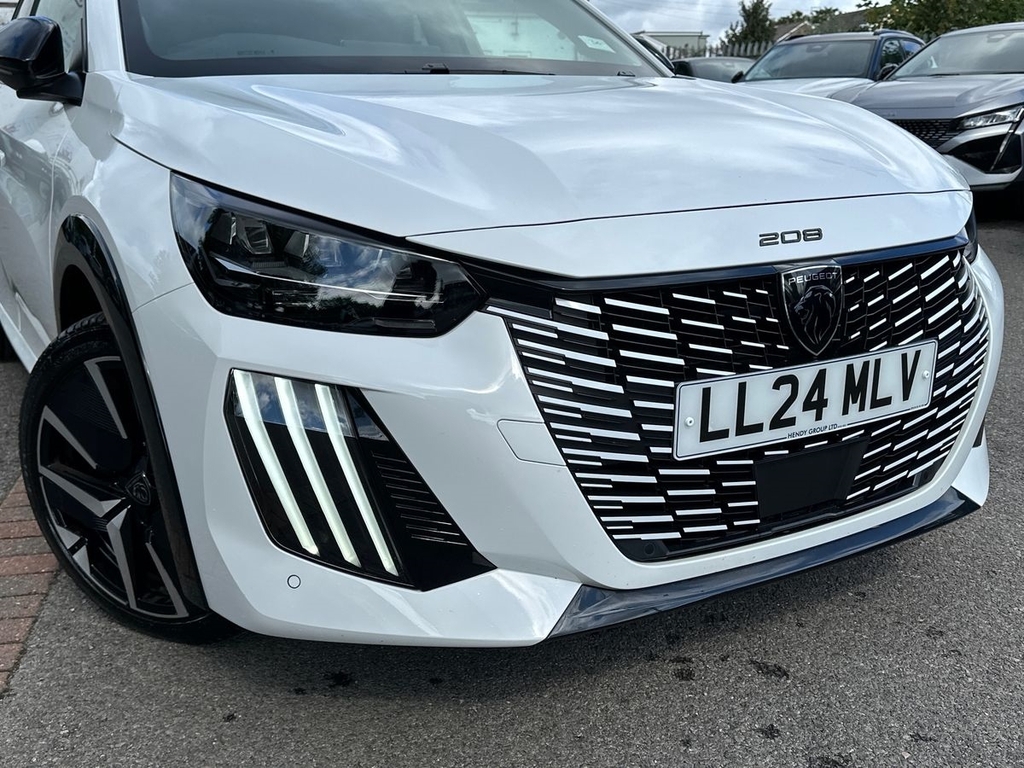 Peugeot 208 1.2 Hybrid 100 Gt E-dsc6 LL24MLV White #3