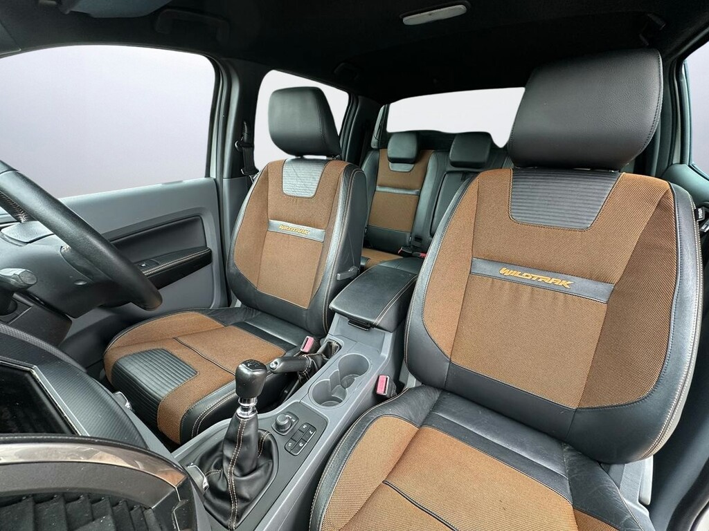 Ford Ranger Pick Up Double Cab Wildtrak 3.2 Tdci 200 Silver #4
