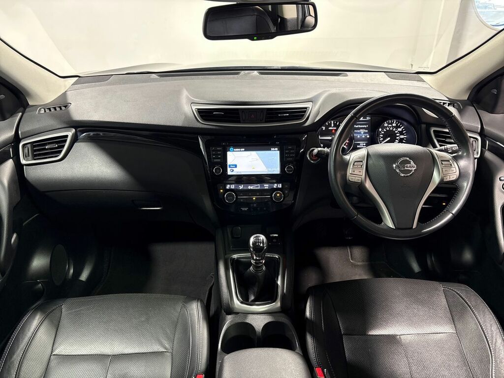Nissan Qashqai 1.5 Dci Tekna DS65ZGU Black #3