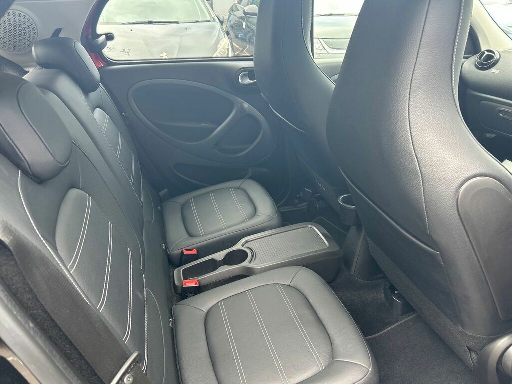 Mercedes-Benz  Glc 300De 4Matic Amg Line 9G-tronic Silver #20