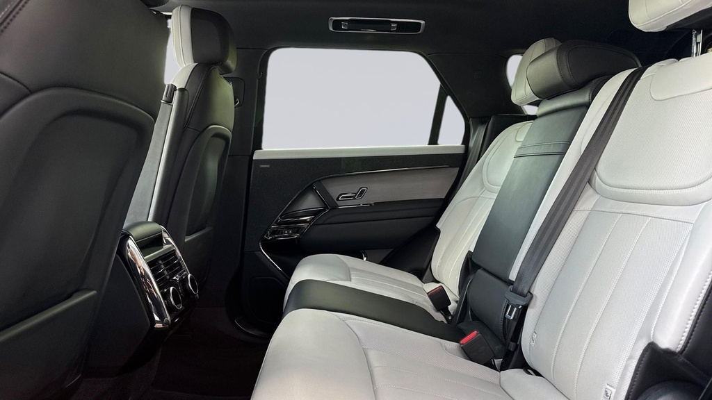 Land Rover Range Rover Sport 3.0 D300 Dynamic Se KR73AEW Grey #4