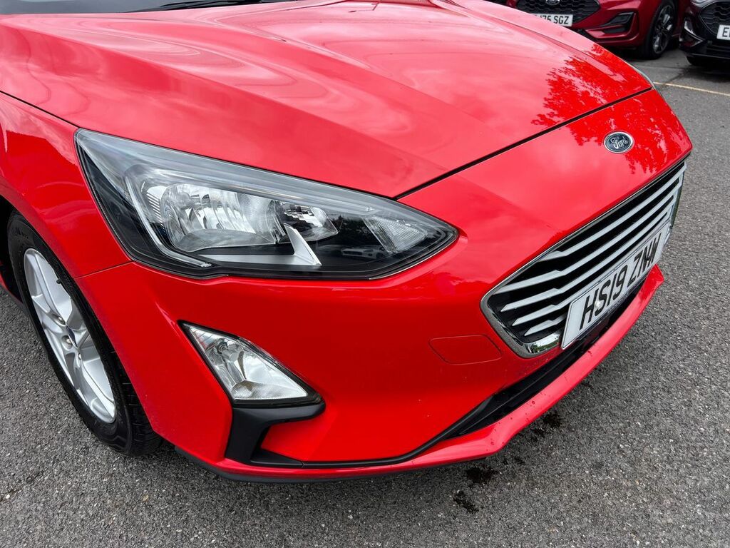 Ford Focus 1.0 Ecoboost 125 Zetec HS19ZNW Red #3