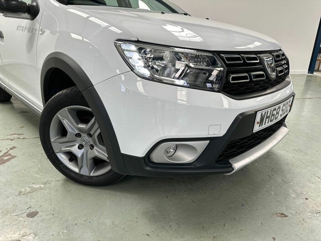 Dacia Sandero Stepway 0.9 Tce Essential WH68SDZ White #3