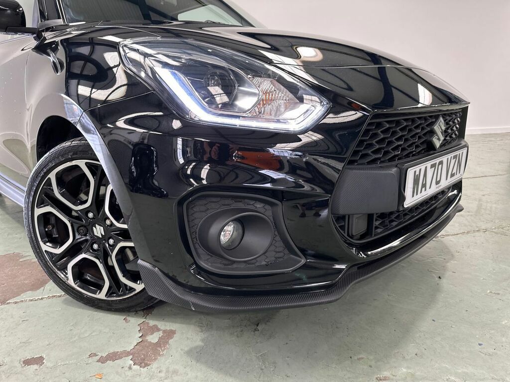 Suzuki Swift 1.4 Boosterjet 48V Hybrid Sport Black #3