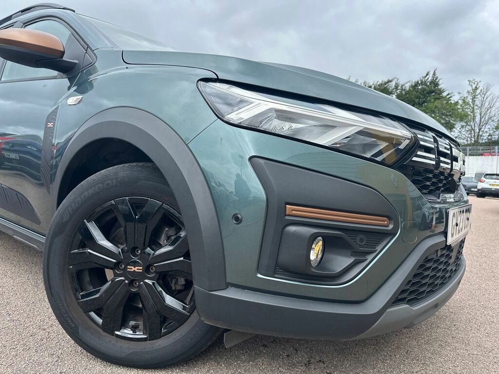 Dacia Jogger 1.0 Tce Extreme GV23OSK Green #3