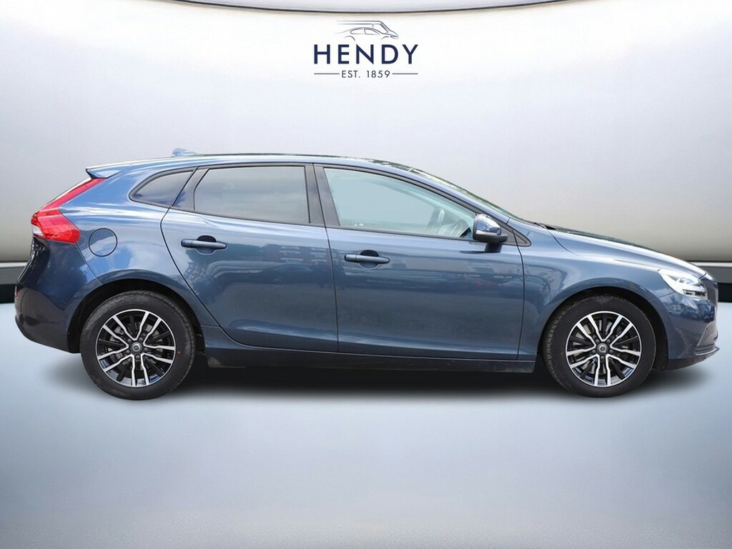 Volvo V40 T2 122 Momentum Nav Plus Geartronic KP19VZL Blue #2