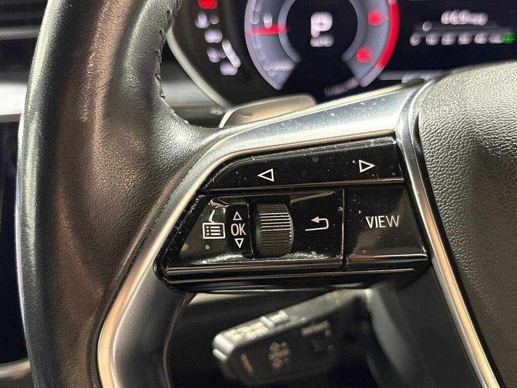 Audi A8 Saloon #35