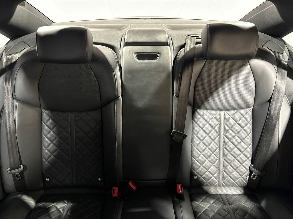 Audi A8 Saloon #31