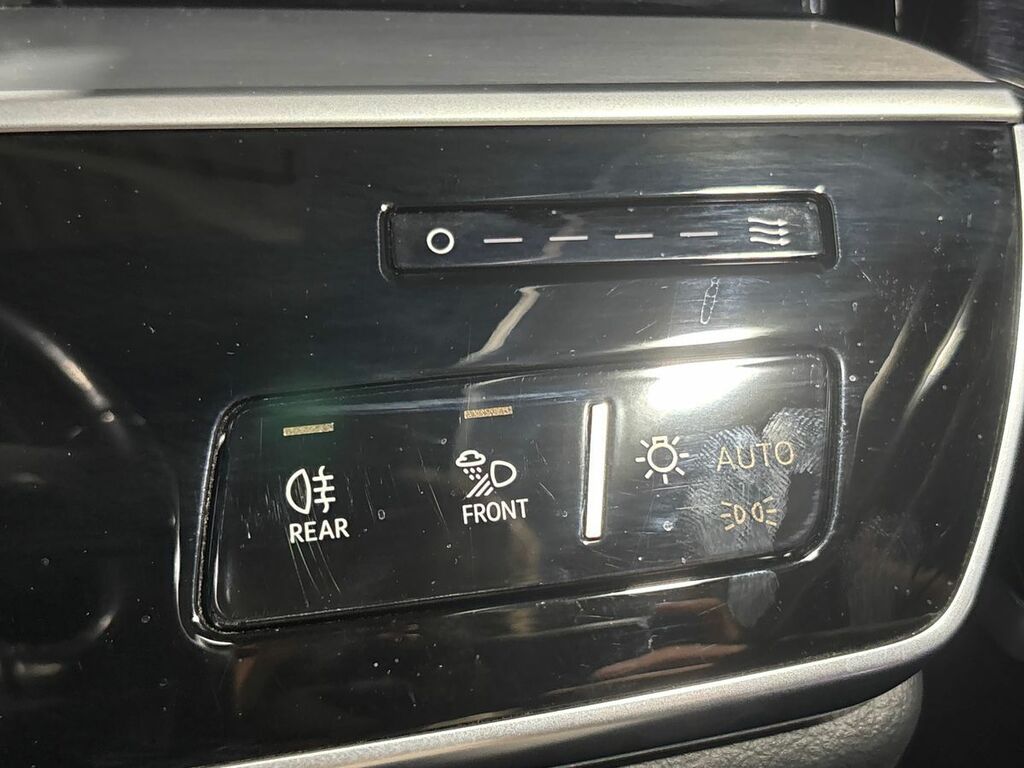Audi A8 Saloon #46