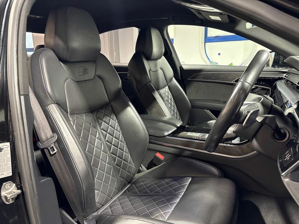 Audi A8 Saloon #25